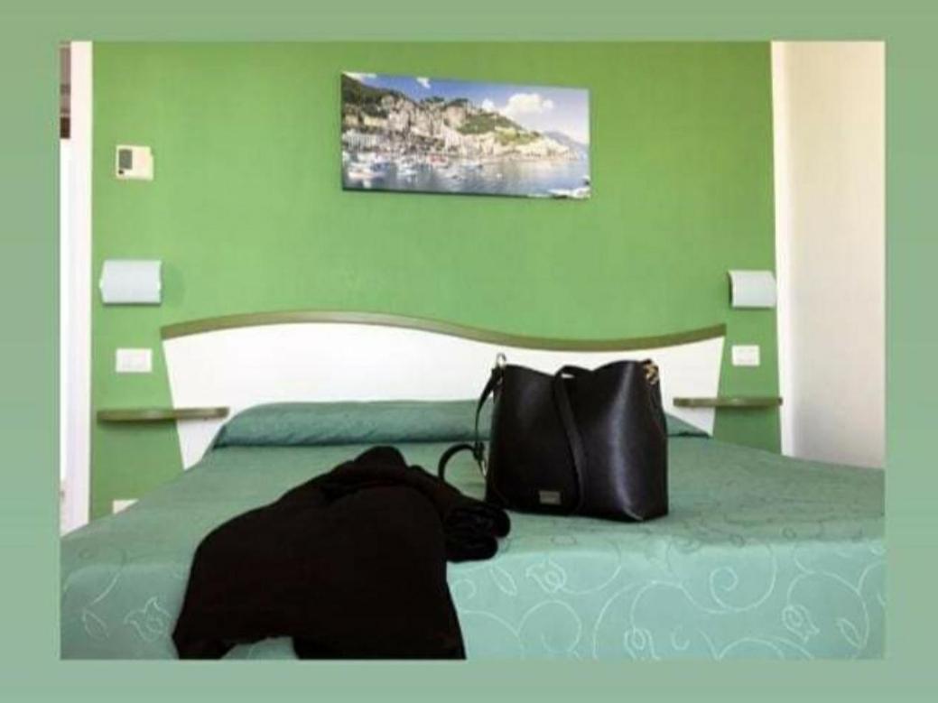 פורורה B&B Canto Delle Sirene חדר תמונה